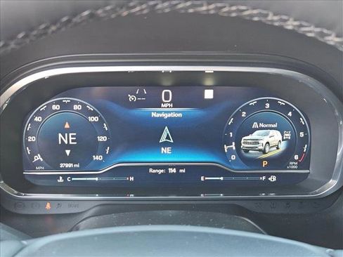 Used 2023 Chevrolet Tahoe LT w/ Luxury Package image 14