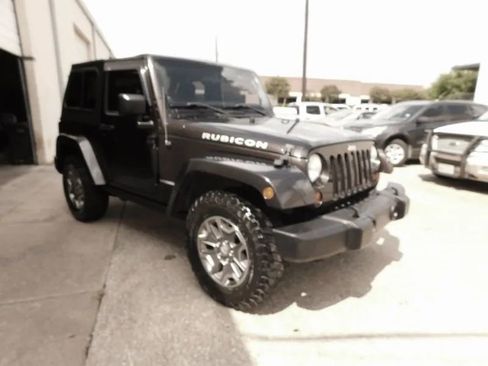 Used 2013 Jeep Wrangler Rubicon w/ Dual Top Group image 3
