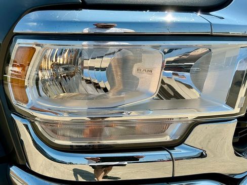 Used 2022 RAM 4500 SLT w/ Quick Order Package 2YG SLT AWD/4WD image 8