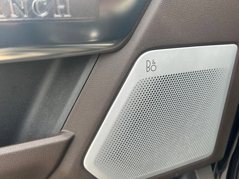 Used 2025 Ford F350 King Ranch w/ FX4 Off-Road Package image 8