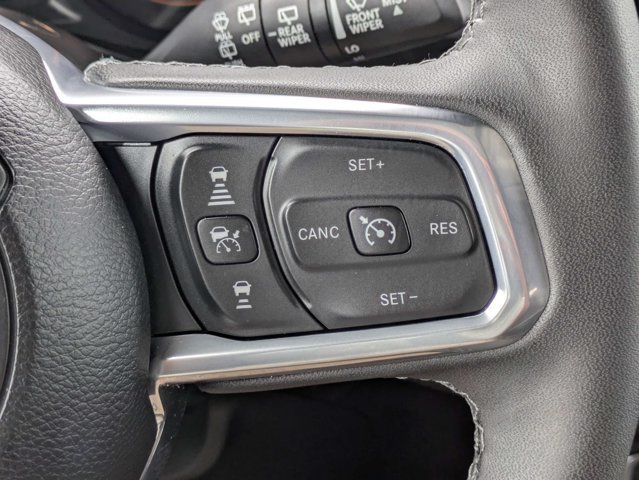 Certified 2026 Jeep Wrangler Unlimited Sahara AWD/4WD image 27
