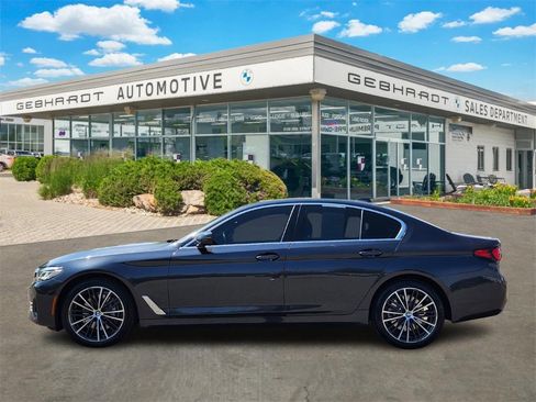 Used 2022 BMW 540i xDrive w/ Premium Package image 4