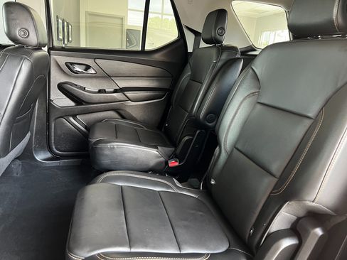 Used 2018 Chevrolet Traverse LT FWD image 23