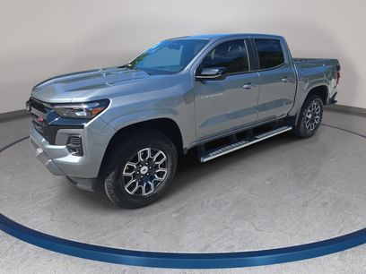 Used 2024 Chevrolet Colorado Z71 w/ Z71 Convenience Package 2