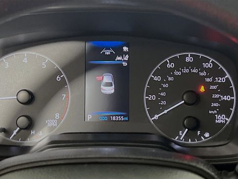 Used 2024 Toyota Corolla LE image 22