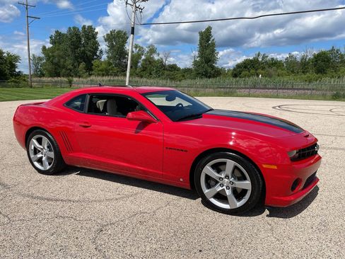 Used 2010 Chevrolet Camaro SS w/ LPO, Ground Effects Package RWD image 81