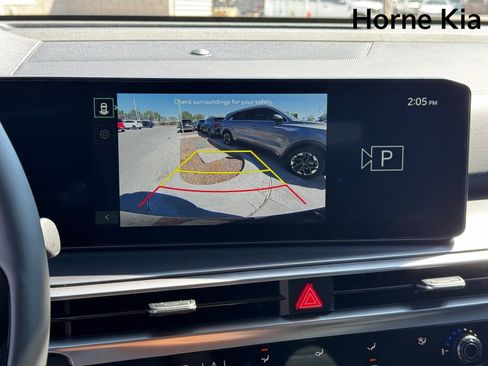 New 2026 Kia Sorento LX image 16