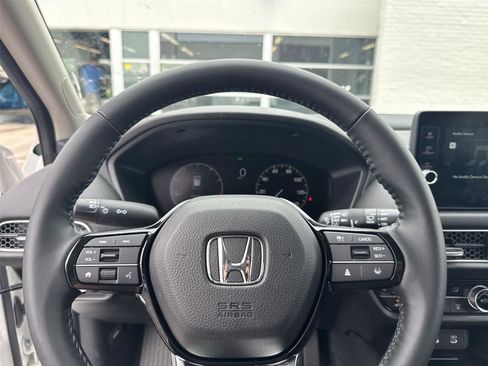 Used 2026 Honda HR-V EX-L image 17