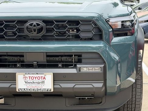 New 2026 Toyota 4Runner TRD Off-Road Premium AWD/4WD image 8
