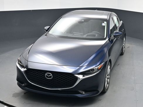 Used 2021 MAZDA MAZDA3 s image 9