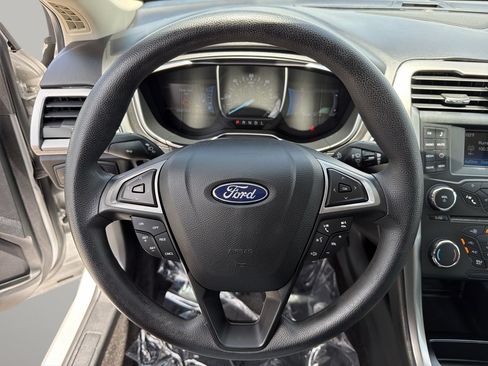 Used 2018 Ford Fusion S FWD image 26