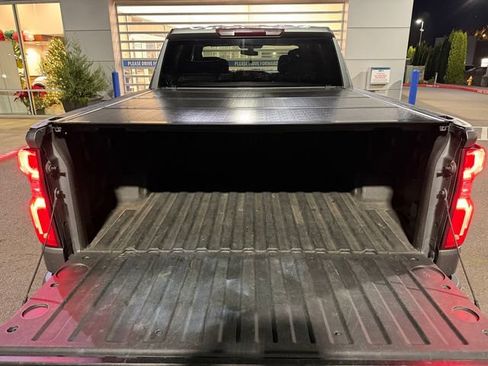 Used 2022 Chevrolet Silverado 1500 Custom image 8