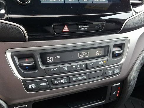 Certified 2024 Honda Passport EX-L image 18