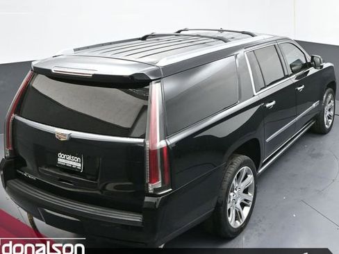 Used 2016 Cadillac Escalade ESV Premium AWD/4WD image 22