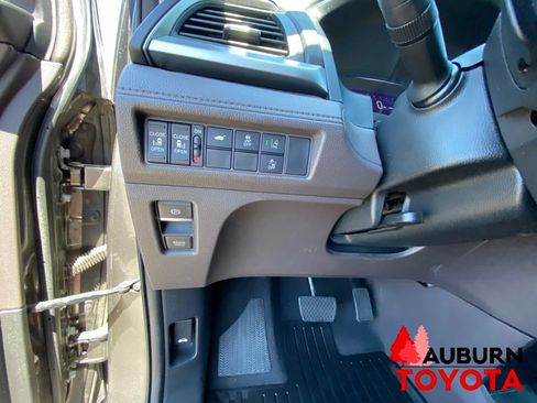 Used 2019 Honda Odyssey EX-L image 36