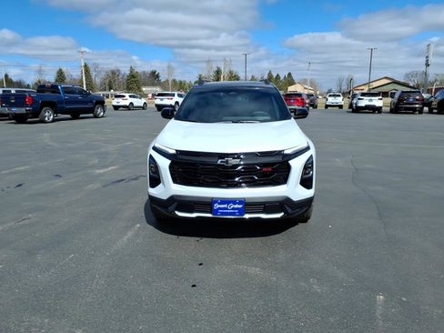 New 2026 Chevrolet Equinox RS w/ Convenience Package III AWD/4WD image 9