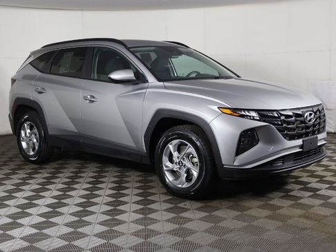 Used 2024 Hyundai Tucson SEL image 2