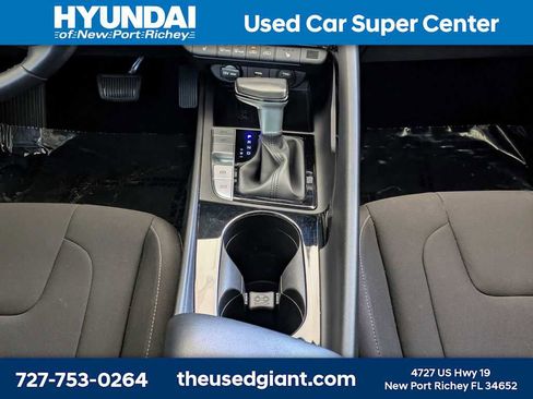 Used 2023 Hyundai Elantra SEL w/ Convenience Package FWD image 18