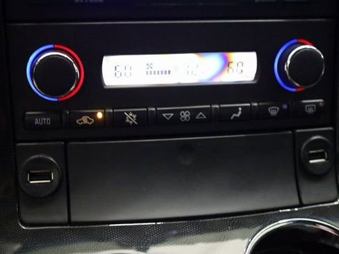 Used 2012 Chevrolet Corvette Base image 18