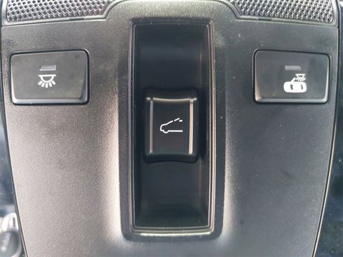 Certified 2022 Kia Sorento SX image 36