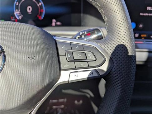 New 2026 Volkswagen Tiguan SE R-Line image 14