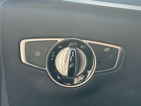 Used 2022 Mercedes-Benz E 450 Coupe image 40