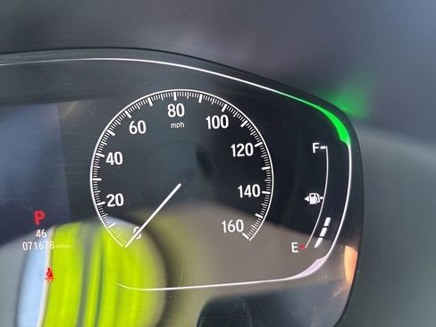 Used 2019 Honda Accord Touring image 16