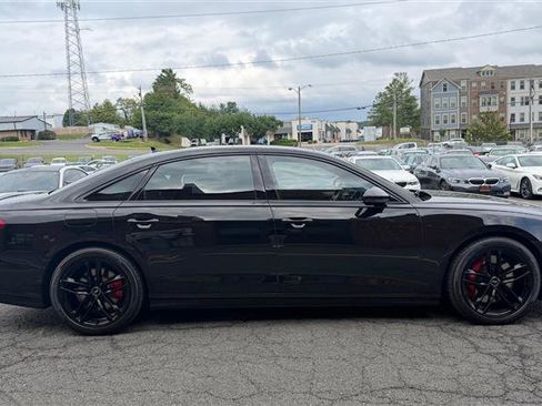 Used 2020 Audi S8 L AWD/4WD image 4