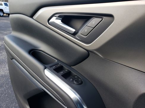 New 2026 Chevrolet Traverse LT w/ Midnight/Sport Edition image 14