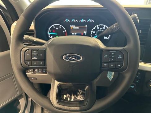 New 2025 Ford F250 XLT image 9