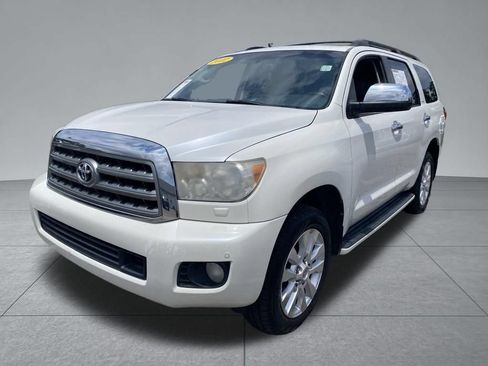 Used 2012 Toyota Sequoia Platinum AWD/4WD image 2