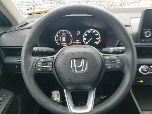Used 2023 Honda CR-V LX image 16