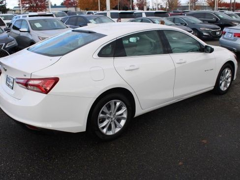 Used 2022 Chevrolet Malibu LT image 8