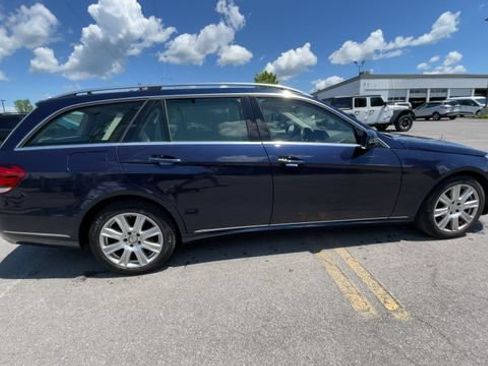 Used 2014 Mercedes-Benz E 350 4MATIC Wagon image 9