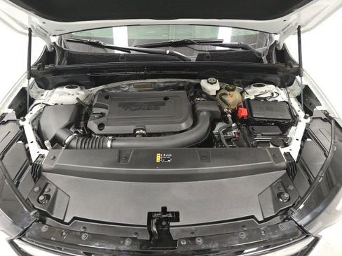 Certified 2022 Buick Envision Essence w/ Sport Touring Package image 30