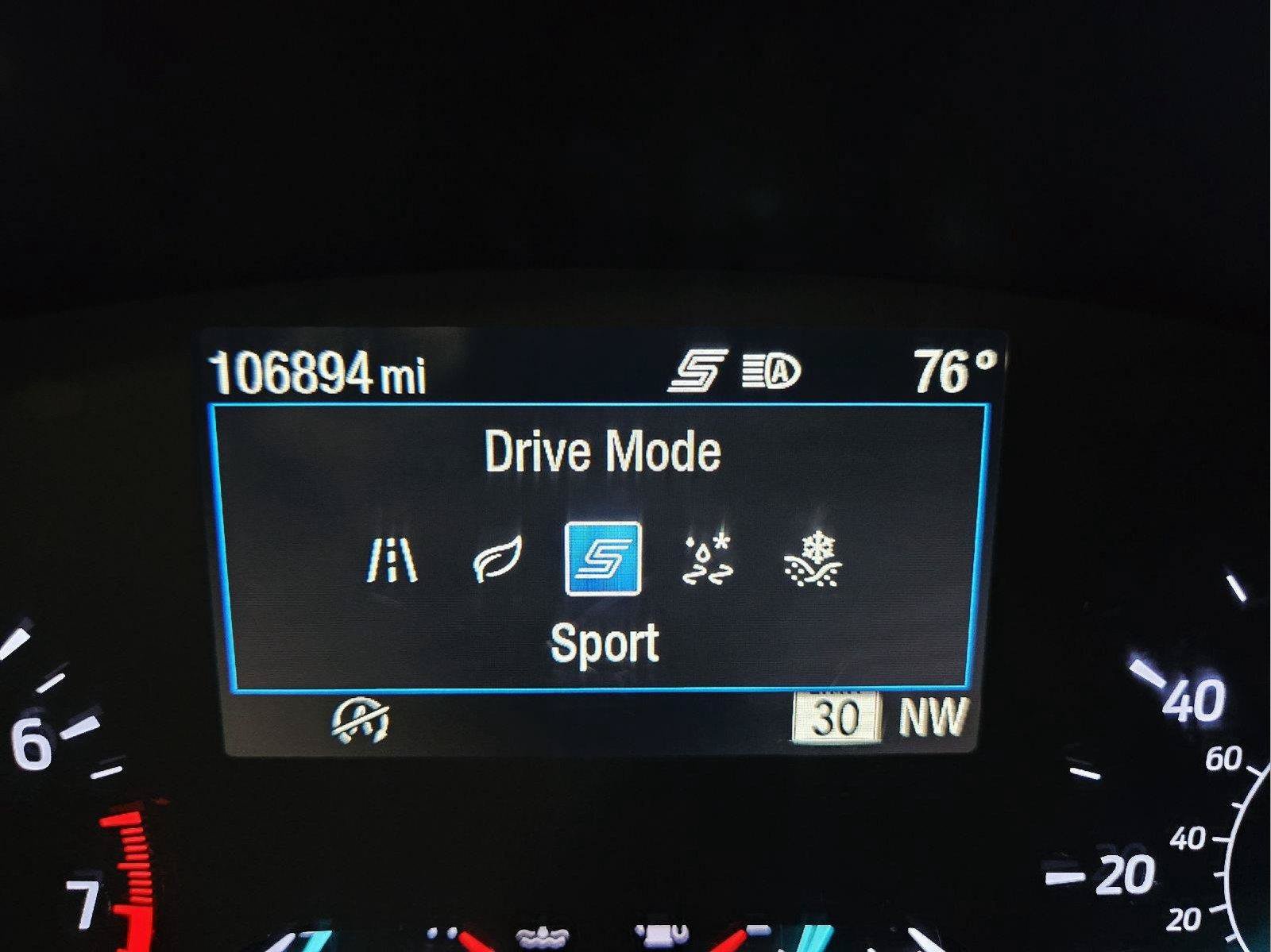 Used 2022 Ford Escape SE w/ Convenience Package FWD image 25