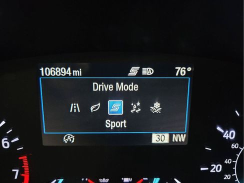 Used 2022 Ford Escape SE w/ Convenience Package FWD image 25