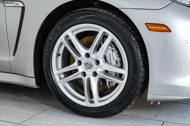 Used 2010 Porsche Panamera S RWD image 52