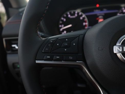 New 2025 Nissan Sentra SR image 25