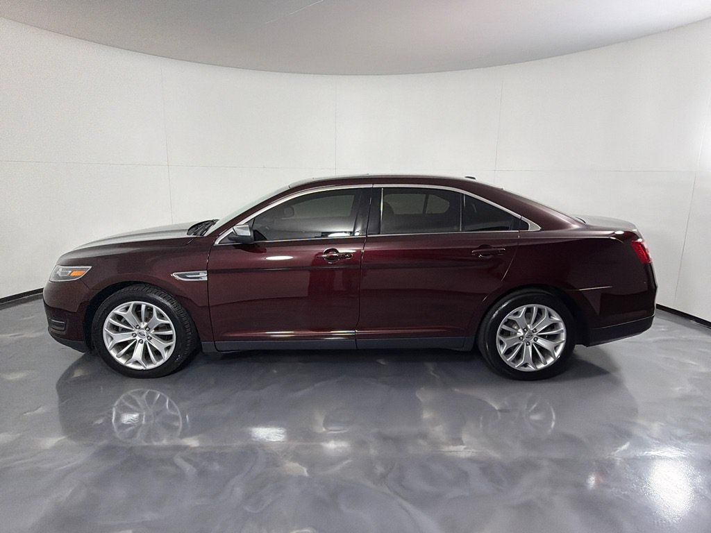 Used 2019 Ford Taurus Limited FWD image 8