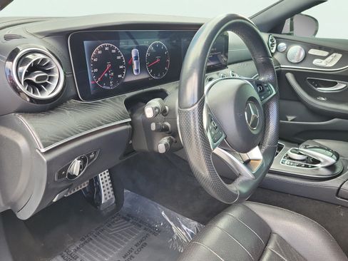 Used 2018 Mercedes-Benz E 400 4MATIC Coupe image 24