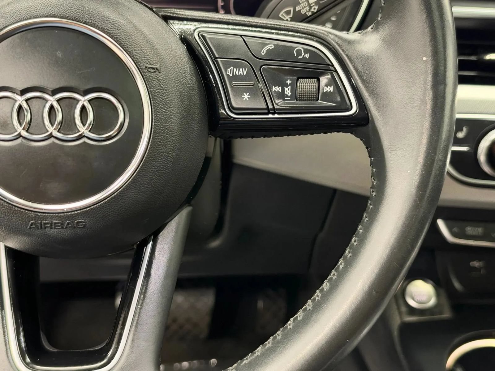 Used 2018 Audi A4 2.0T Premium AWD/4WD image 29