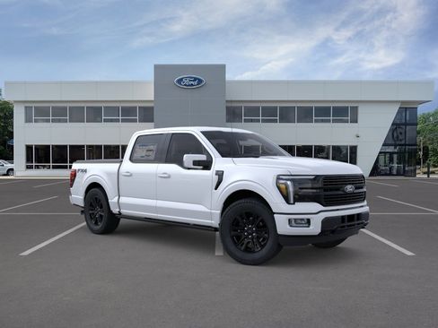 New 2025 Ford F150 Platinum w/ FX4 Off-Road Package AWD/4WD image 29