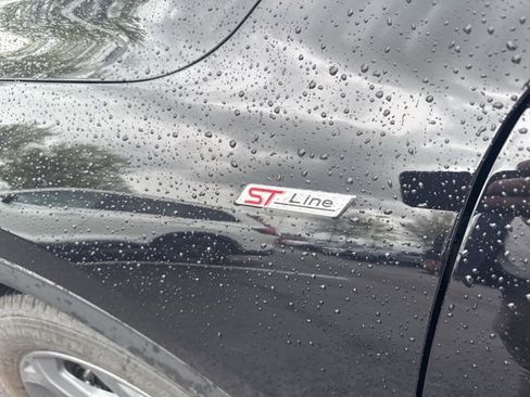 Used 2025 Ford Escape ST-Line w/ Tech Pack #1 AWD/4WD image 21