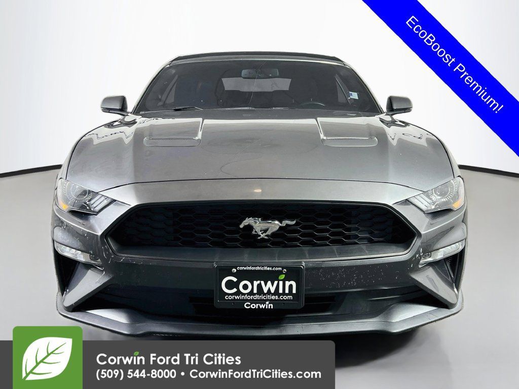 Used 2018 Ford Mustang Premium RWD image 3