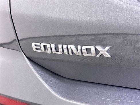 Used 2020 Chevrolet Equinox LT image 32