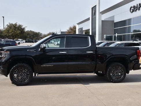 Used 2025 GMC Sierra 1500 Denali Ultimate image 12
