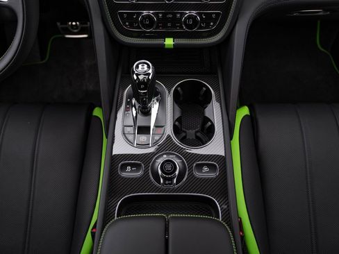 New 2026 Bentley Bentayga Speed AWD/4WD image 32
