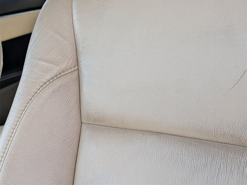 Used 2019 Toyota Corolla LE image 21