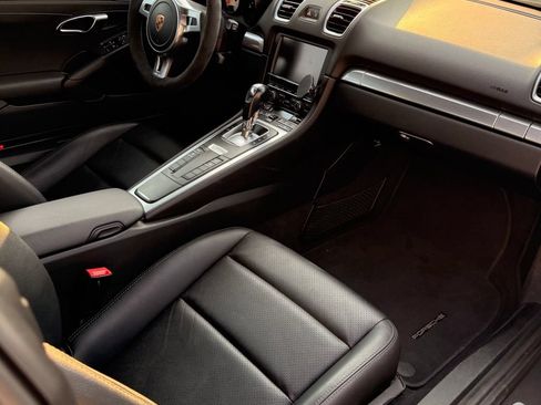 Used 2016 Porsche Cayman RWD image 20